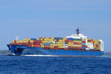 mare_phoenicium-9193226-container_ship-8-71487 (29K)